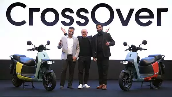 cross over e scooty