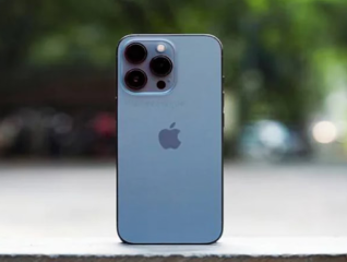 Apple iPhone 17