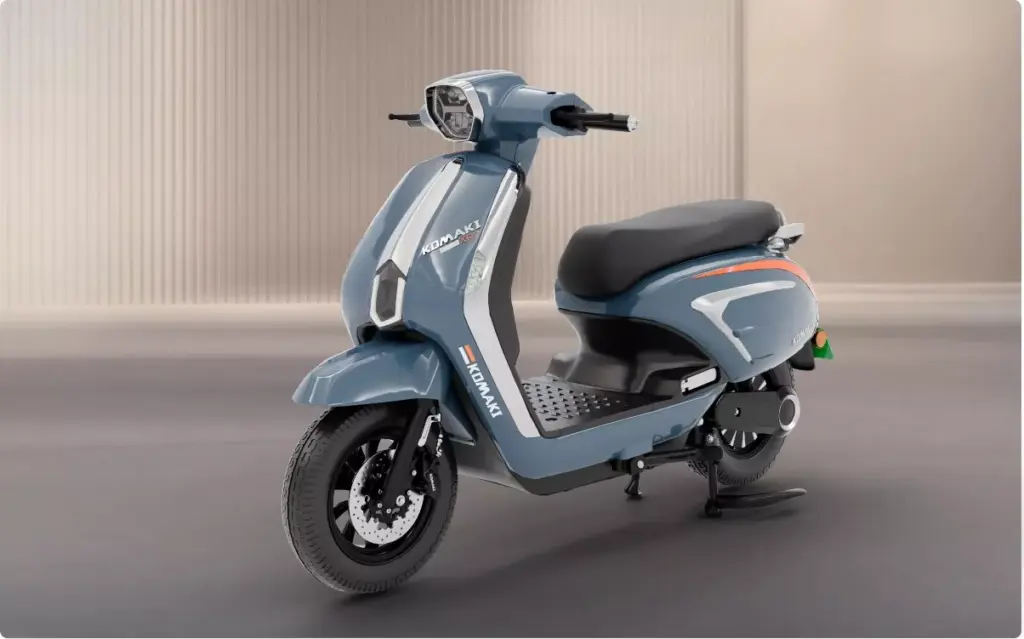 komaki electric scooter.jpg