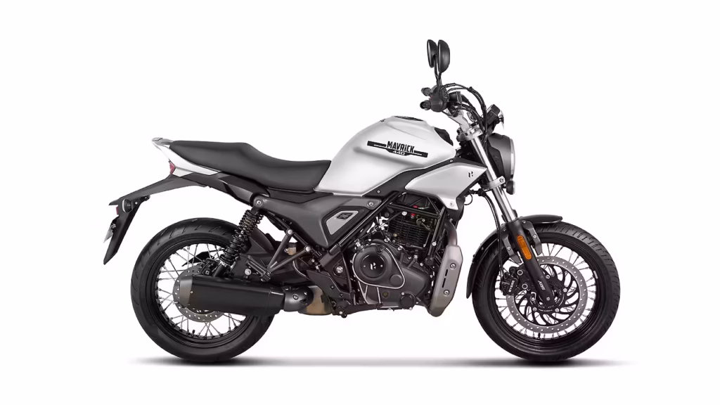 mavrick 440 right side view